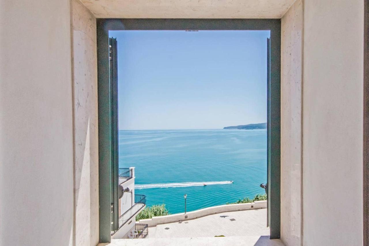 Romantic Apartment In Vieste 40 M² With Sea View Esterno foto