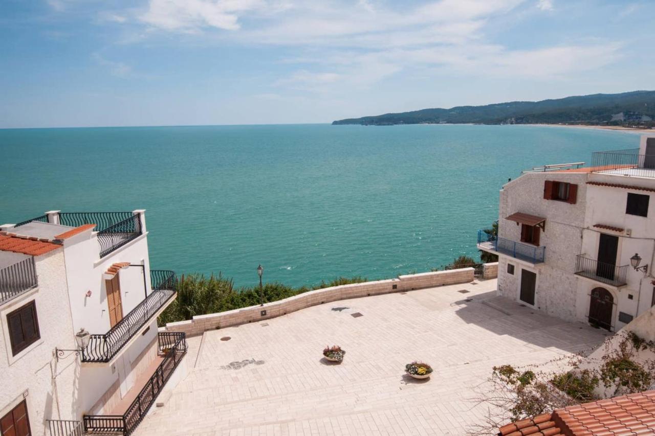 Romantic Apartment In Vieste 40 M² With Sea View Esterno foto