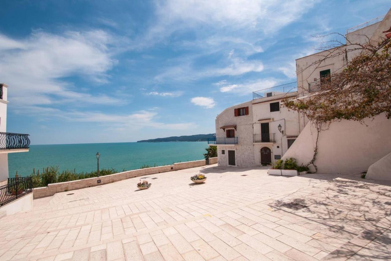 Romantic Apartment In Vieste 40 M² With Sea View Esterno foto